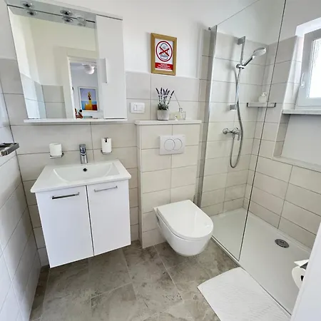 By The Sea Rab - 18786 Guest house 3*